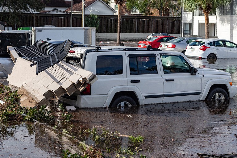 Многие потеряли свой дом. Белоруска рассказывает о жизни во Флориде после урагана